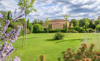 Vacanceole - Residence les Demeures du Ventoux