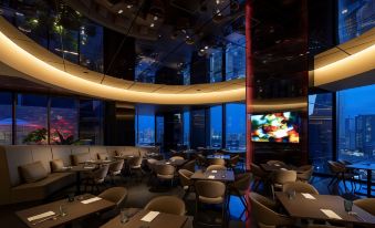 2. HOTEL GR..