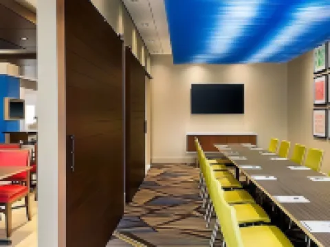 Holiday Inn Express & Suites HEATH - NEWARK by IHG Hoteles en Heath