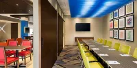 Holiday Inn Express & Suites Heath - Newark Hotels in Granville