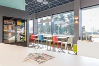 Ibis Budget Genève Palexpo Aéroport فنادق في Versoix