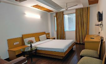 Hotel Gauranga Inn