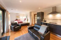 Parnella Kettering Hotels in Kettering