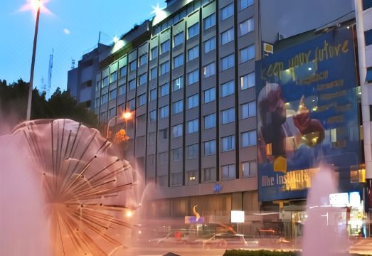 수르멜리 아다나 호텔