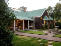 Hartford House