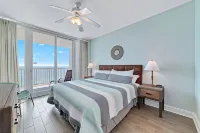 Lighthouse Condos by Hosteeva Hotels in Gulf Shores