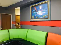 Home Inn Hotel