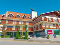 Hotel Euro Suíte Campos do Jordão by Nacional Inn - A 800 Metros da Vila Capivari Hôtels à proximité de : Ducha de Prata