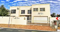 Atlantic Breeze Hotels near Bill Bezuidenhout Park