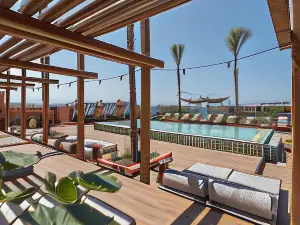 The Syntopia Hotel - Adults Only