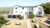 Vejby Strand Hotel - 3-Star