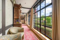 Hotel Kasteelhof 't Hooghe Hotels in Ieper
