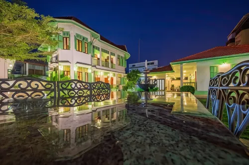 Villa Khun Wichianpanich - Balkon