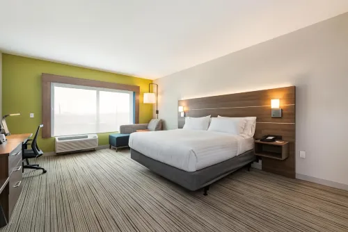 Holiday Inn Express & Suites Carrollton West Hotels in Carrollton