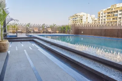 Efcee Sarovar Premiere Bhavnagar Hotels near Himalaya Mall