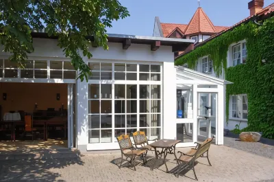 Landhotel & Restaurant Kains Hof Hotels in Saalfeld