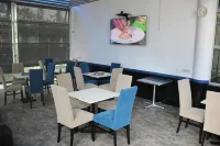Les Thermes - breakfast