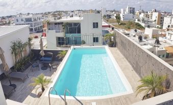 Boca Inn Hotel & Suites