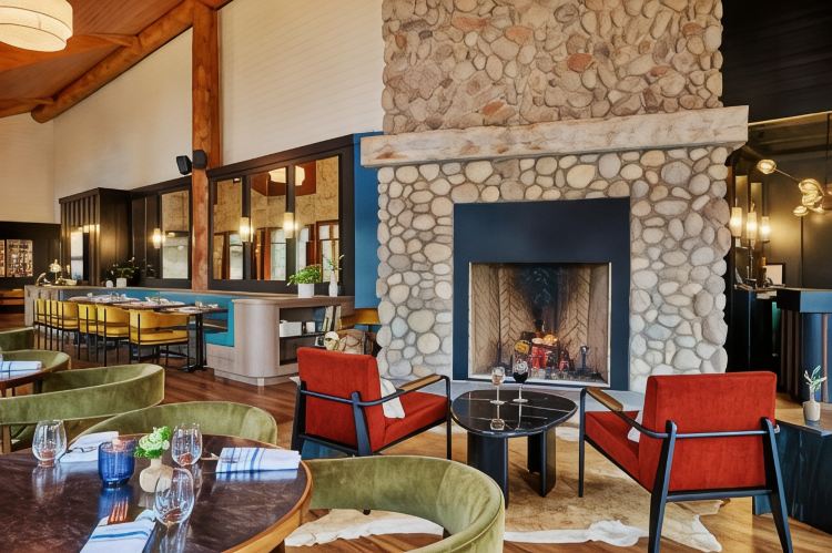 Pyramid Lake Lodge (Jasper) - 2026 Prices, Reviews & Deals | Trip.com