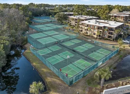 Oceanview King Suite - Labor Day Weekend! Steps to Beach Отели рядом с Аэропорт Хилтон Хэд