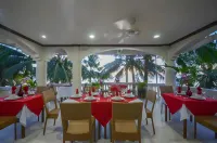 The Beach House Carabao Island فنادق في رومبلون