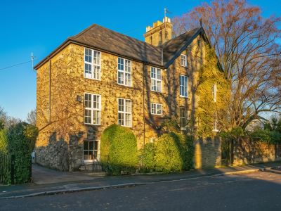 Pages Hotel and Guesthouse