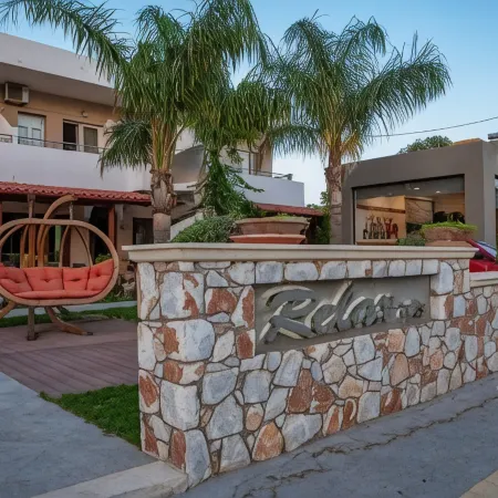 Relax Hotel