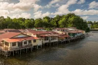 Traders Inn Hotels in Mukim Gadong B