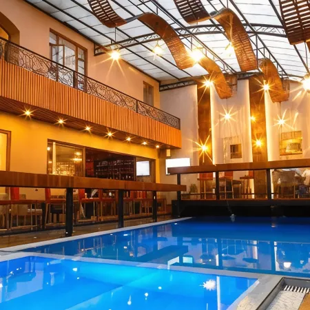 Grand Victoria Boutique Hotel
