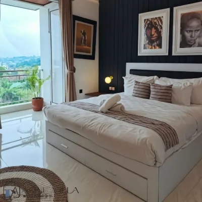 Aline Villa Hotel dekat Telaga Bedakah & Camping Ground