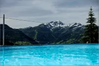 Hôtel la Ferme du Chozal, Chalet de Tradition - Pools