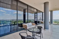 Reserved Suites Illovo