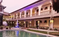 Solano Hotel & Resort at Casa Ysabel - Pools