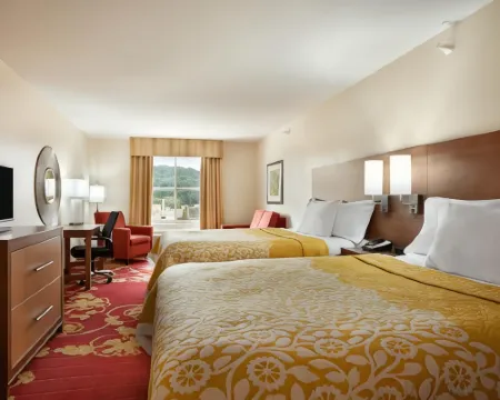 Days Inn & Suites by Wyndham Caldwell Hotels in Olive Township