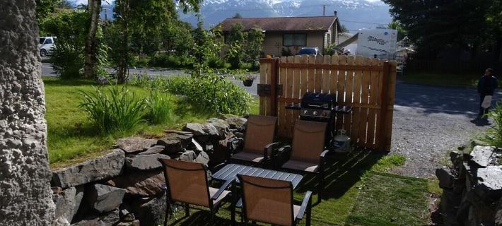 Sleeps 6. Suite - historical home Hotels in Seward
