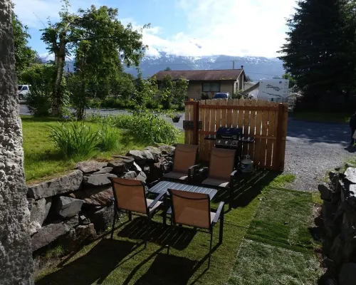 Sleeps 6. Suite - historical home スワードのホテル