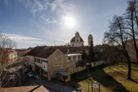 Hotel Opera Hotels in 