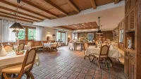 Strasserwirt - Ansitz zu Tirol Hotels in Sillian