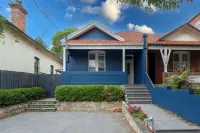 KozyGuru Rose Bay Charming House Near Beach
