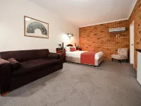 Narrandera Club Motor Inn Hotels in Narrandera