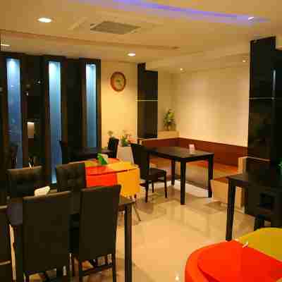 伊多精品套房飯店 Dining/Meeting Rooms