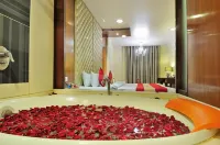 Hotel Aura - New Delhi Railway Station Hotels in New Delhi