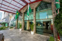 Hotel Golden Park Curitiba by Nacional Inn Hotel in zona Vila Capanema Stadium