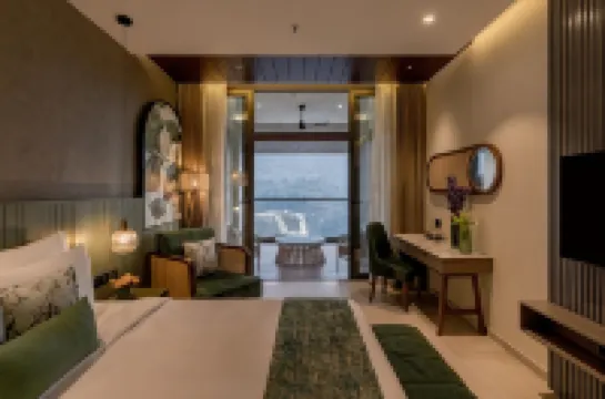 Flora Misty Falls Athirappilly Hotels in Pariyaram