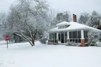 'Fantastic Location In Downtown Brevard'