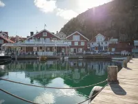 Bryggan Fjällbacka Hotels in Fjällbacka