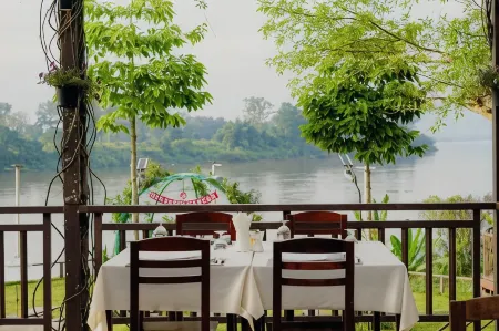 Bansaeo Garden and Resort