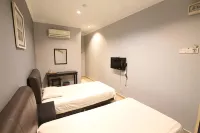 Hotel Station 18 Hotels in Lahat