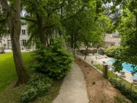 Hôtel les Maréchaux - Pools