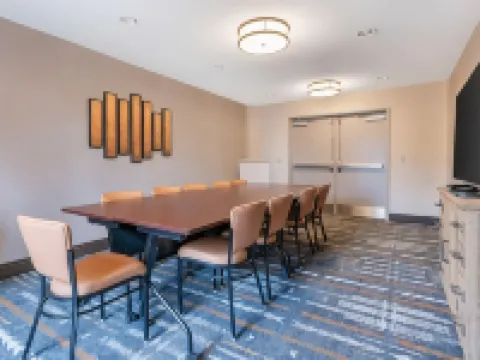 Best Western Plus Bend North Hotels in Bend